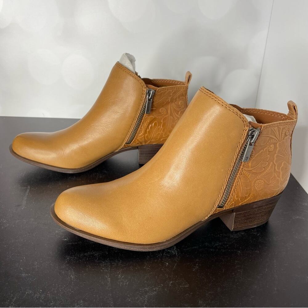 LUCKY BRAND Women's Basel Ankle Booties Caramel New Milled Old English Sz 7.5 - Picture 3 of 10